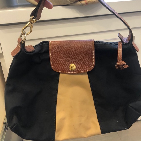 longchamp nylon shoulder bag